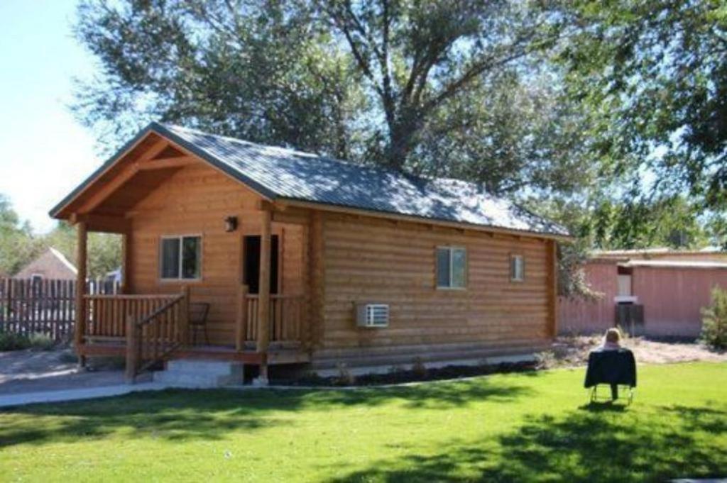 Pine Tree Inn Panaca Екстер'єр фото